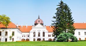 The palace is closed on 24th of February 