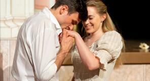 Sétálószínház Rómeóval És Júliával | A Scene Műhely előadása