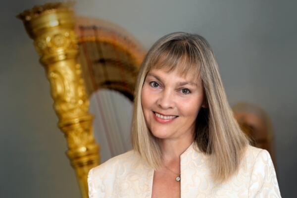 Vigh Andrea hárfaestje, Km. Gulyás Csilla (hárfa) - 27. Gödöllői Nemzetközi Hárfafesztivál