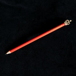 Koronás ceruza 