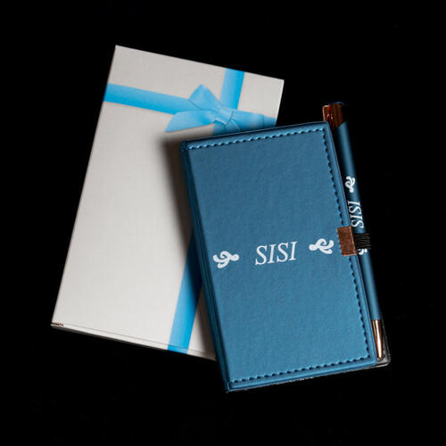 Sisi notebook with pen in gift box