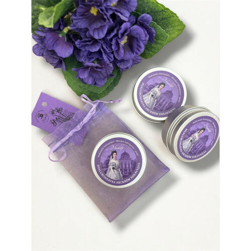 Hialuronsavas arckrém sheavajjal