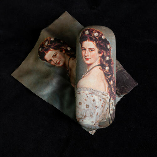 Eyeglasses case with matching cloth