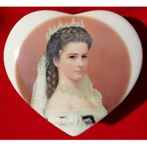  Porcelain heart shaped box decorated with Sisi's coronational picture