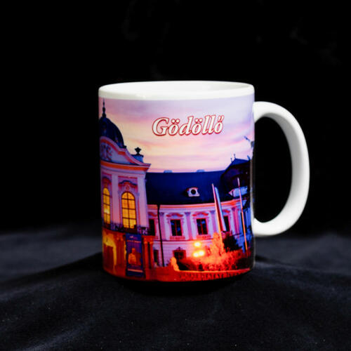 Ceramic mug with the facade of the Royal palace of Gödöllő with lights