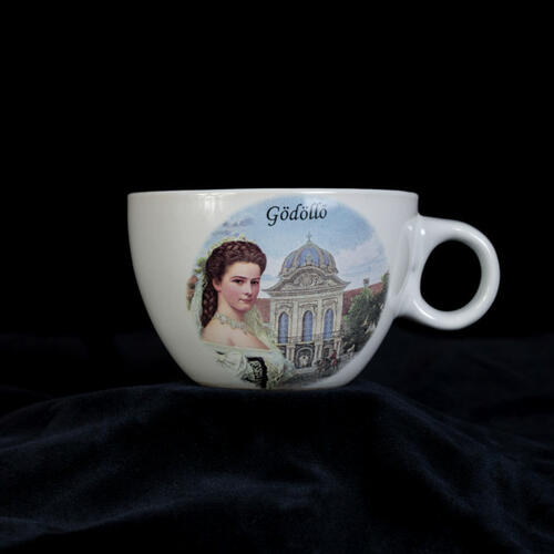 Porcelán csésze Kastély és Erzsébet királyné képpel