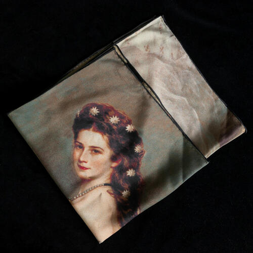 Silk scarf with Sisi decoration